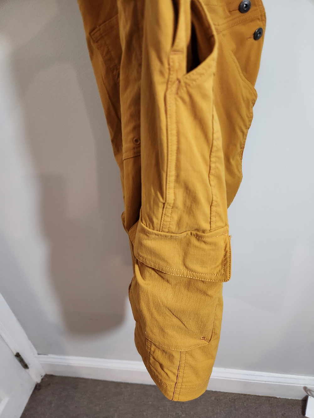 Duluth Trading Yellow Short Overalls Shortalls Gardening Gold Mustard Workwear - Picture 9 of 9